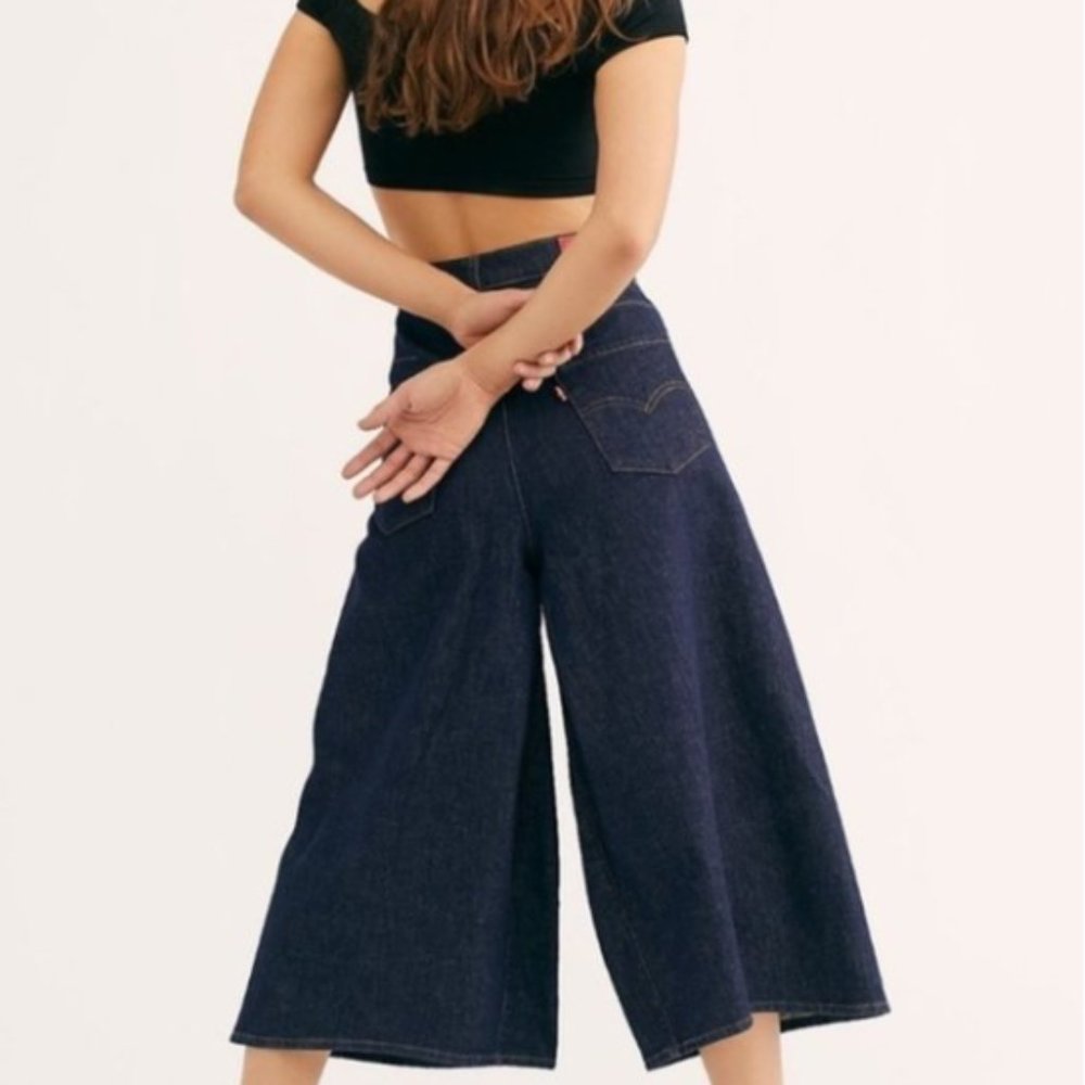 Levi's Loose Engineered Cropped Wide Leg Jeans 24 - Picture 2 of 11
